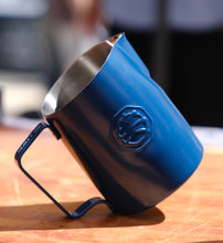 画像をギャラリービューアに読み込む, BLUE LIWEI MILK PITCHER 500ml
